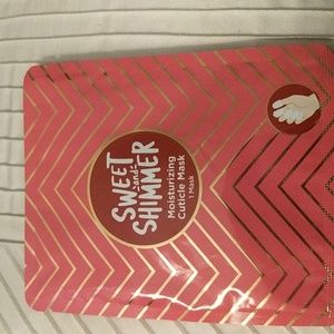 Moisturizing Cuticle Mask